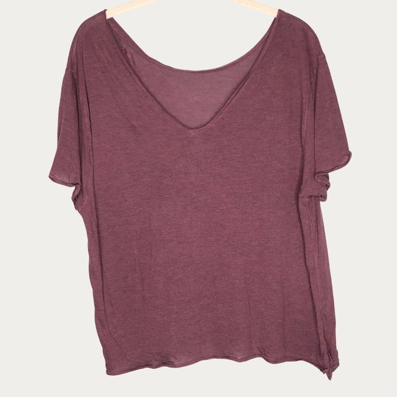 lululemon athletica Tops - Lululemon Purple V Neck Oversized Tee Short Sleeve Top Side Split Slit Small